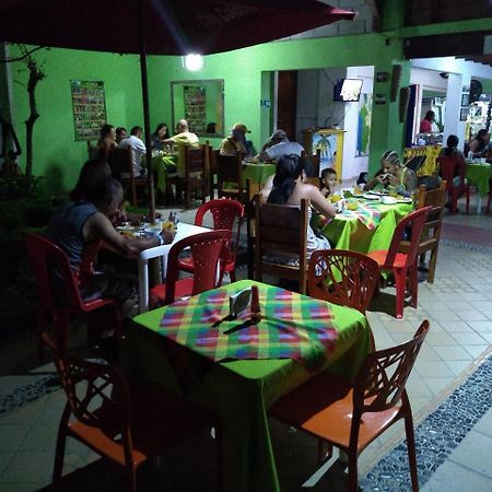 Hostal Capurganá Buitenkant foto